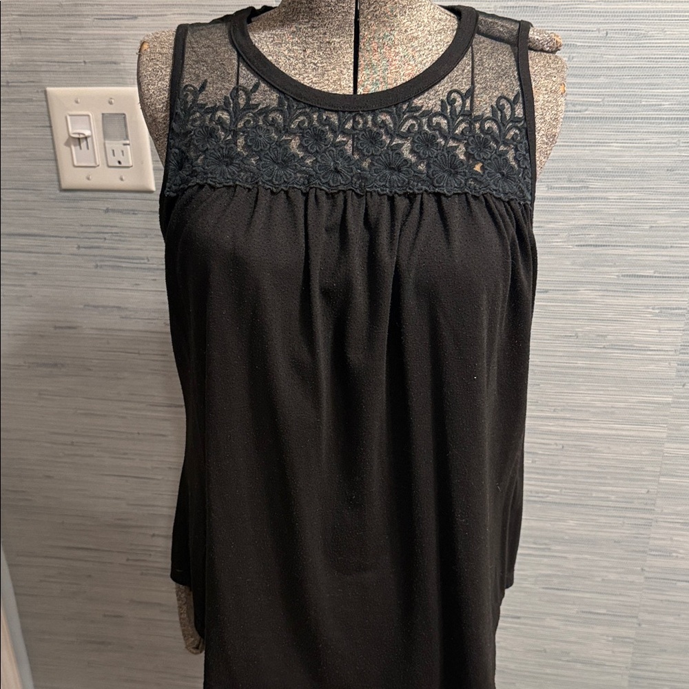 Elegant Black Lace Women's Top